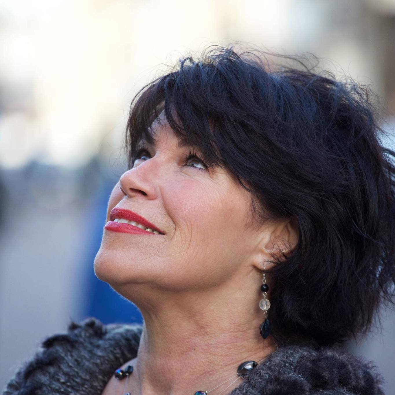 Looking up for my redemption draweth nigh.  Luke 21:28